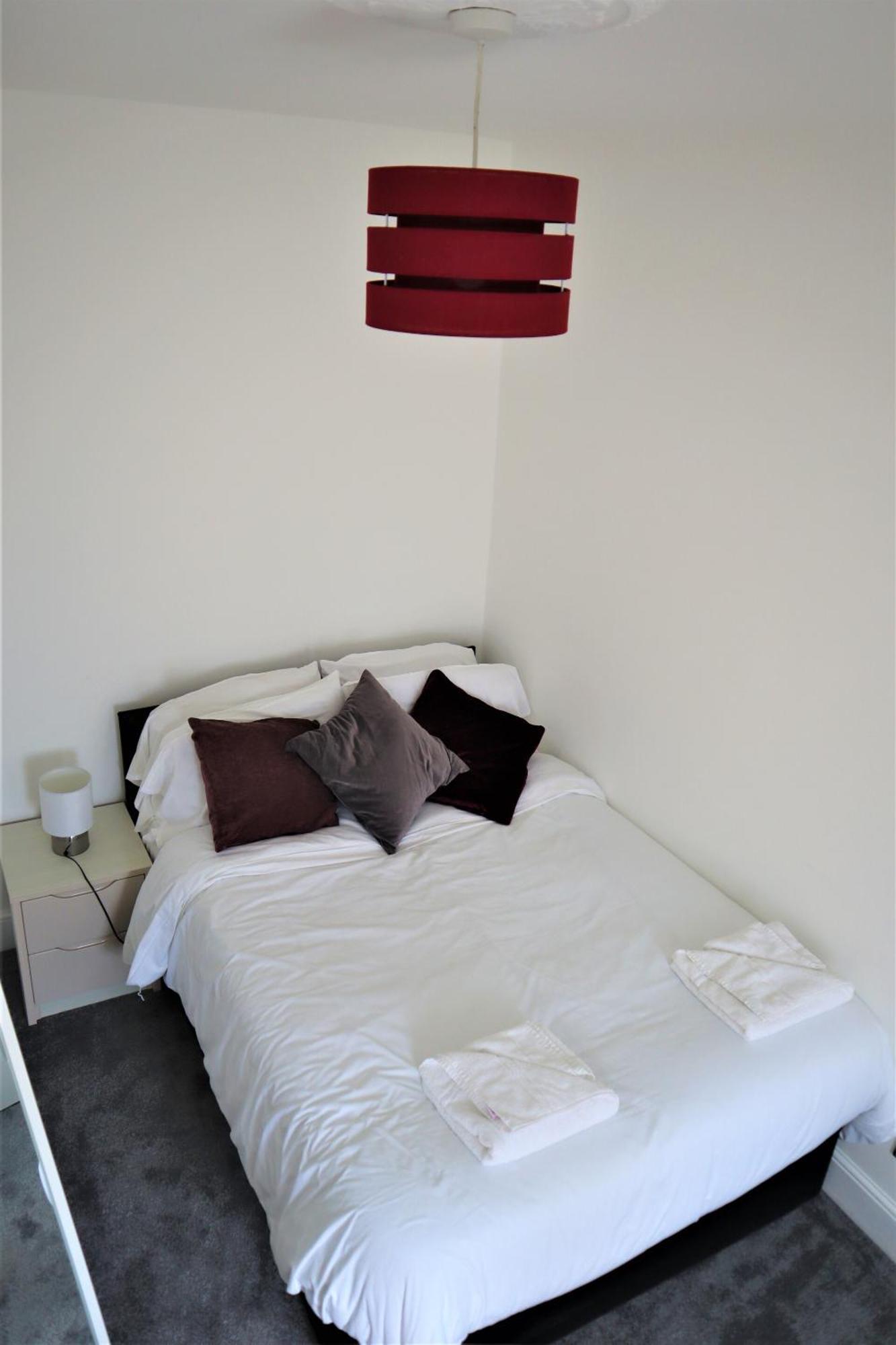 Victoria 4 Bedroom Serviced House Short Lets - Near Northampton Gen Hosp & Town Centre Exterior foto
